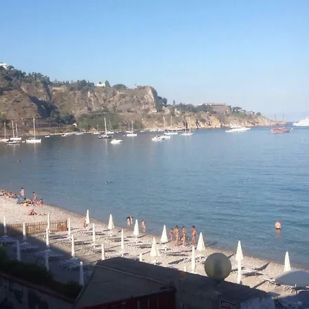 Beach Patrizia *